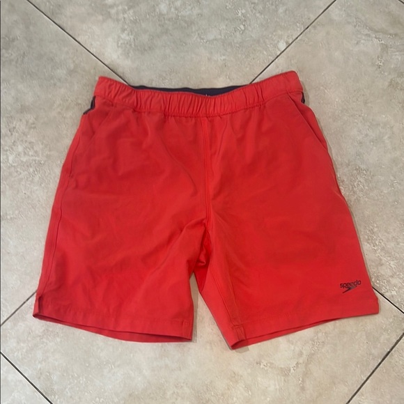 Speedo Bold Red Swim Trunks Size Small - Picture 1 of 7